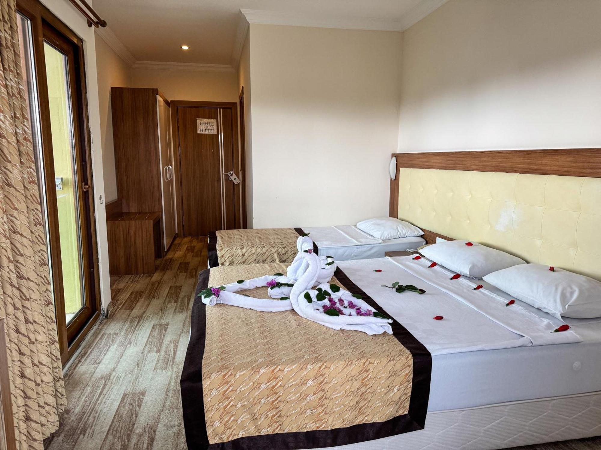 Hotel Mitos Alanya Bagian luar foto
